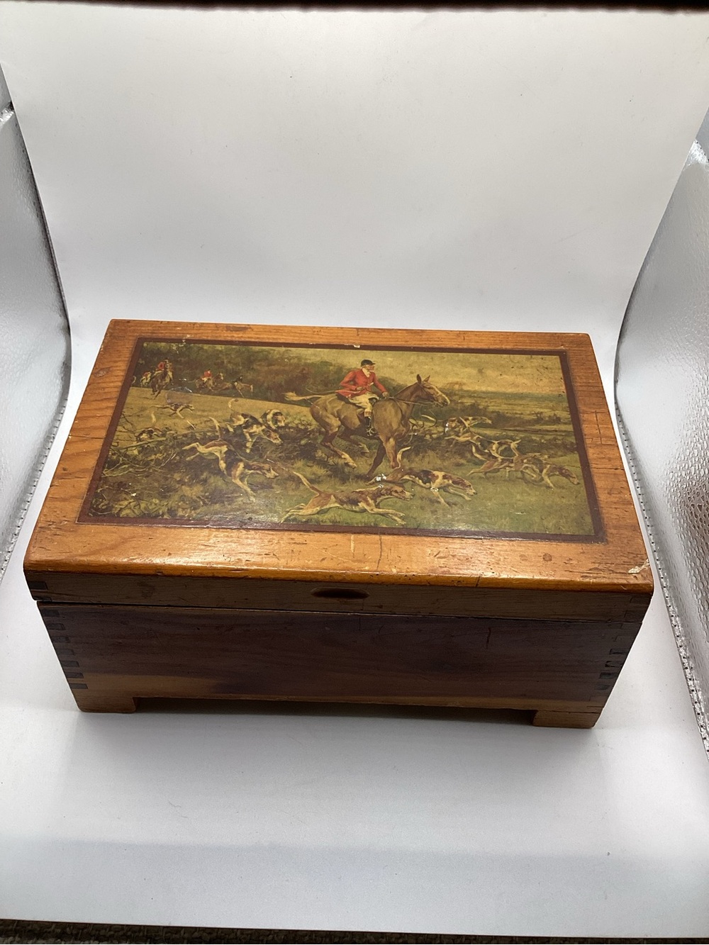 Vintage Chestwood Specialties Co. Wooden Candy Box •8x5x3 Ralph Lauren Esque